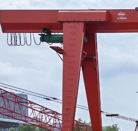 冠航鋼絲繩電動葫蘆